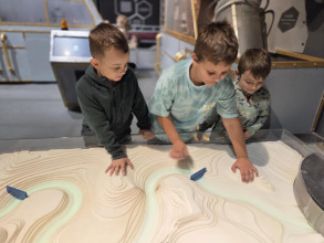 Wycieczka kl 1b do Energetycznego Centrum Nauki