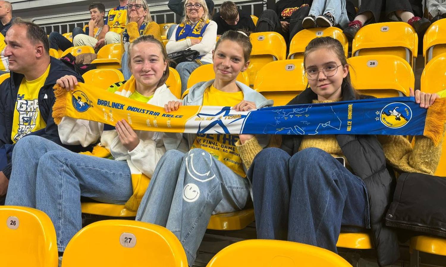 SPOŁECZNA KOCHA PIŁKĘ RĘCZNĄ