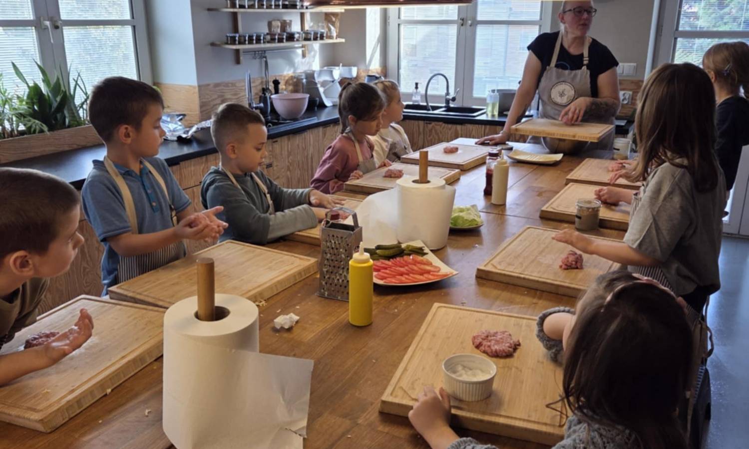 Wizyta kl. 1b w Domowej Spiżarni